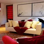 Besharat Gallery & Museum 4* ברביזון