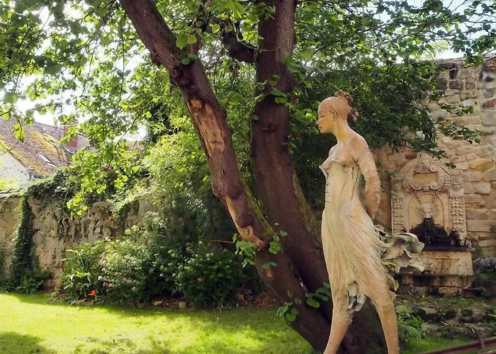 Besharat Gallery & Museum Barbizon